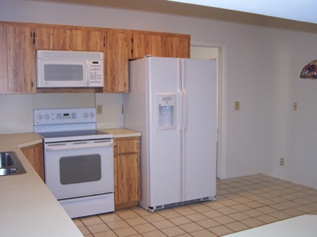 00398 Kitchen View.JPG